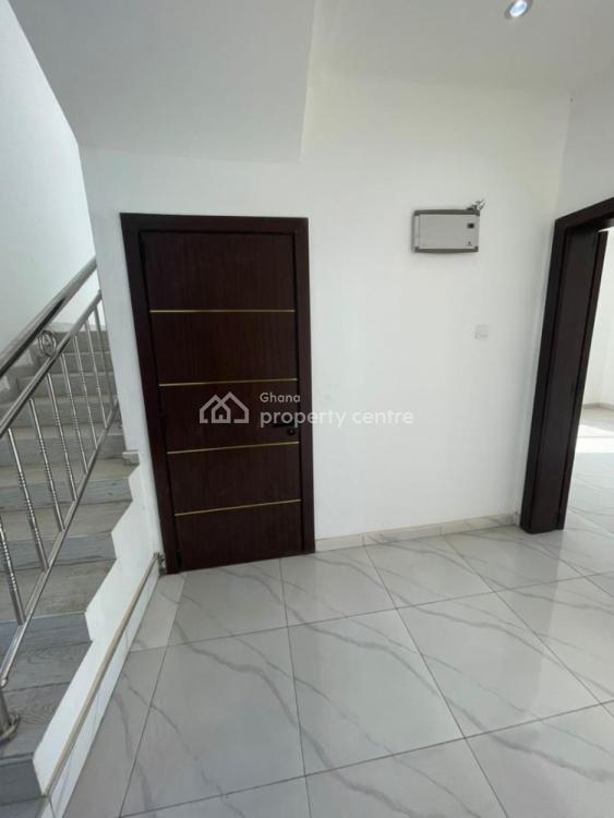 Executive 4 Bedrooms Townhouses, Oyarifa, La Nkwantanang Madina Municipal, Accra, Townhouse for Rent