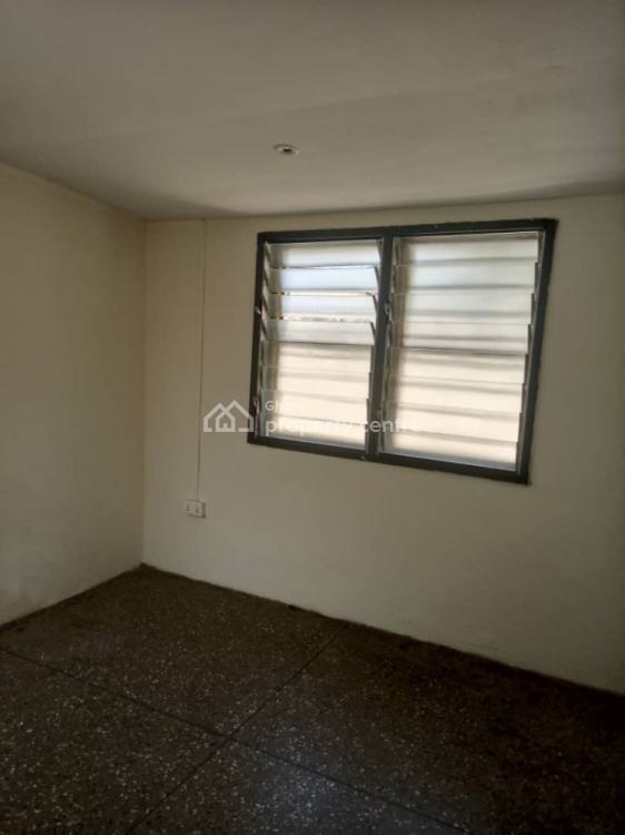 Executive 2 Bedrooms Self Contained Apartment at Osu Nyaniba Estate, Osu, Accra, Apartment for Rent