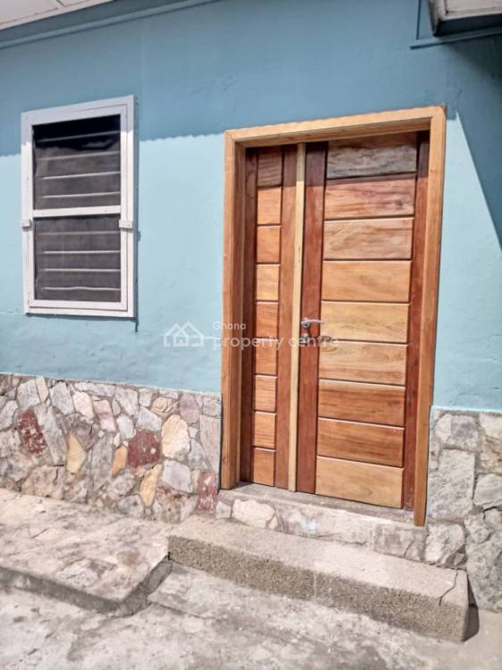 Executive 2 Bedrooms Self Contained Apartment at Osu Nyaniba Estate, Osu, Accra, Apartment for Rent
