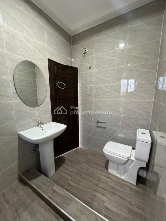 Executive 2 Bedroom Apartment at Oyarifa Tipper Junction, Oyarifa, La Nkwantanang Madina Municipal, Accra, Apartment for Rent