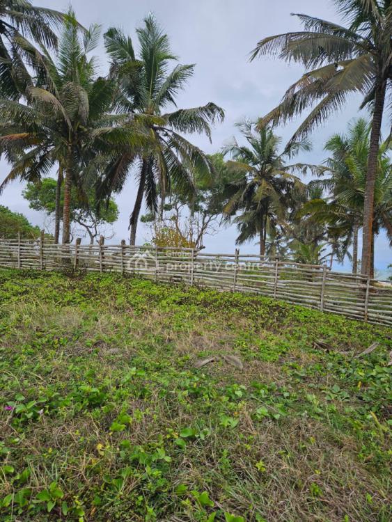 Beach Land in Ampenyin, Cape Coast Metropolitan, Central Region, Mixed-use Land for Sale