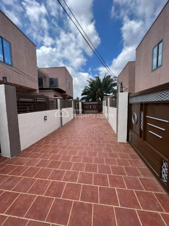 Executive Gated Community 4 Bedrooms House, Ofankor, Accra, House for Rent