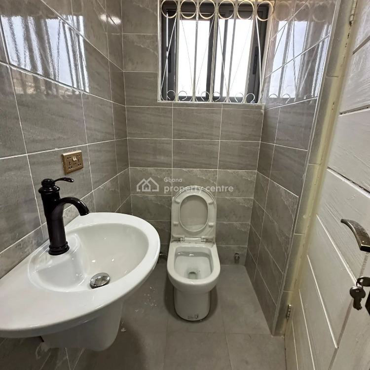 Executive Newly Built 2 Bedrooms Apartments at East Airport, East Airport, Airport Residential Area, Accra, Apartment for Rent