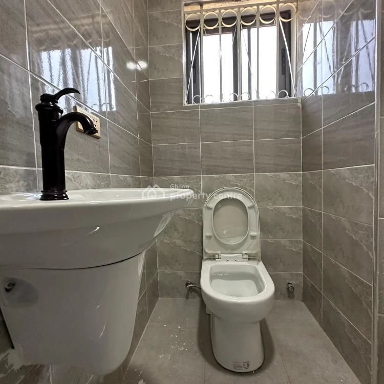Executive Newly Built 2 Bedrooms Apartments at East Airport, East Airport, Airport Residential Area, Accra, Apartment for Rent