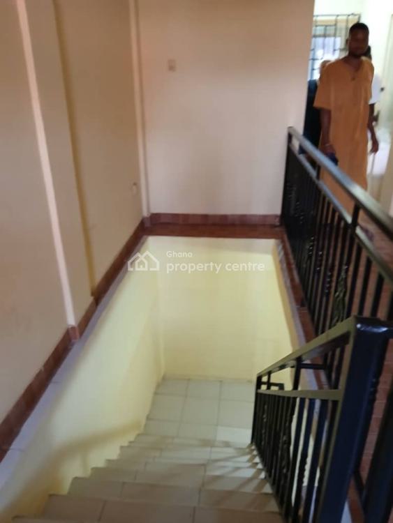 Executive 3 Bedroom Housplus Outhouse at Community Spintex 18 Junction, Spintex, Accra, House for Rent