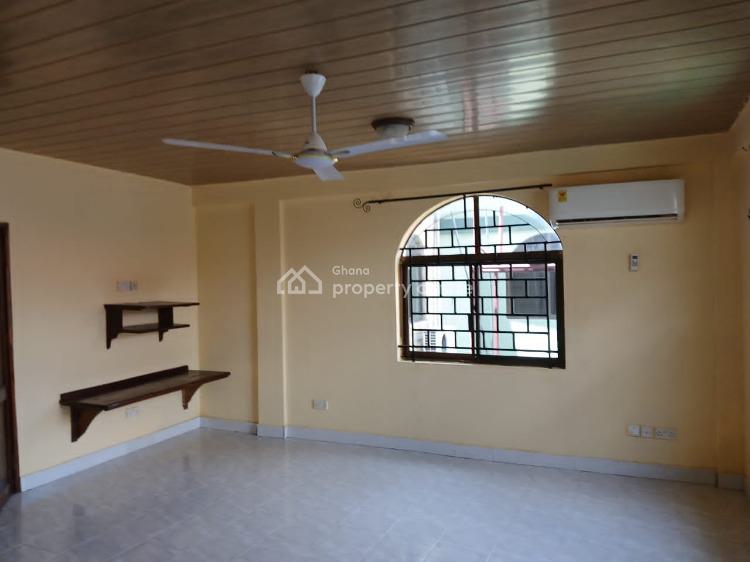 Executive 3 Bedroom Housplus Outhouse at Community Spintex 18 Junction, Spintex, Accra, House for Rent