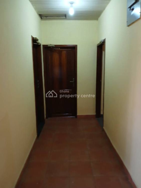 Executive 3 Bedroom Housplus Outhouse at Community Spintex 18 Junction, Spintex, Accra, House for Rent