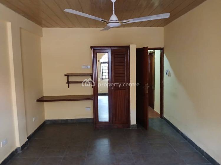 Executive 3 Bedroom Housplus Outhouse at Community Spintex 18 Junction, Spintex, Accra, House for Rent