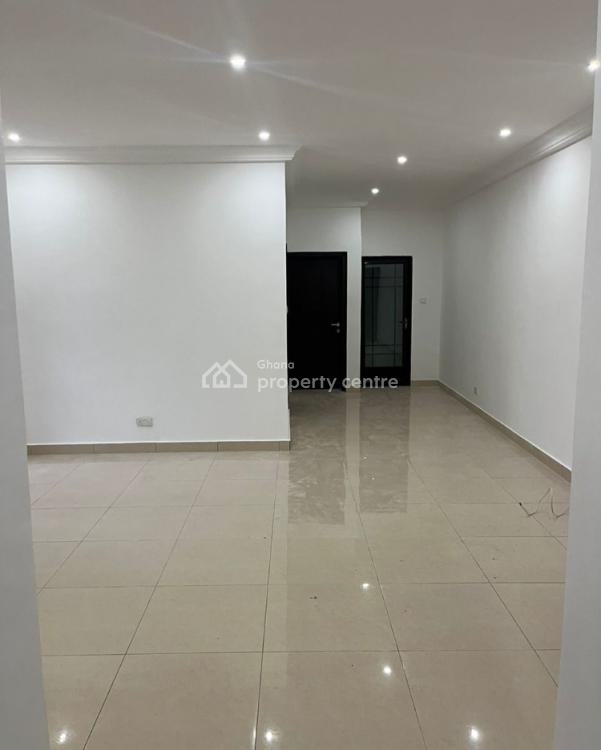 Executive 2 Bedrooms Apartment ( 4 on a Compound), Adjiringanor, East Legon, Accra, Apartment for Rent