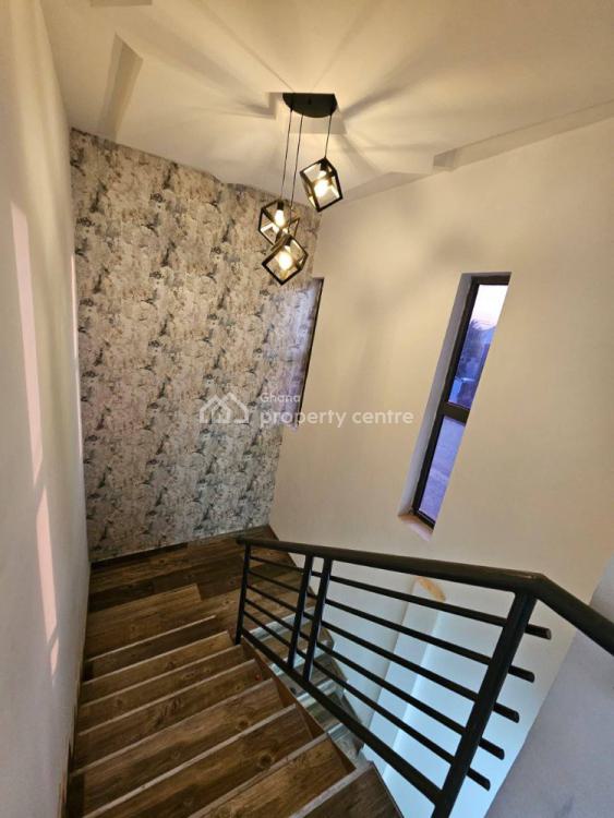 Executive Duplex Gated Community 2 Bedrooms Apartment, K. Boat, Dome, Ga East Municipal, Accra, Apartment for Rent