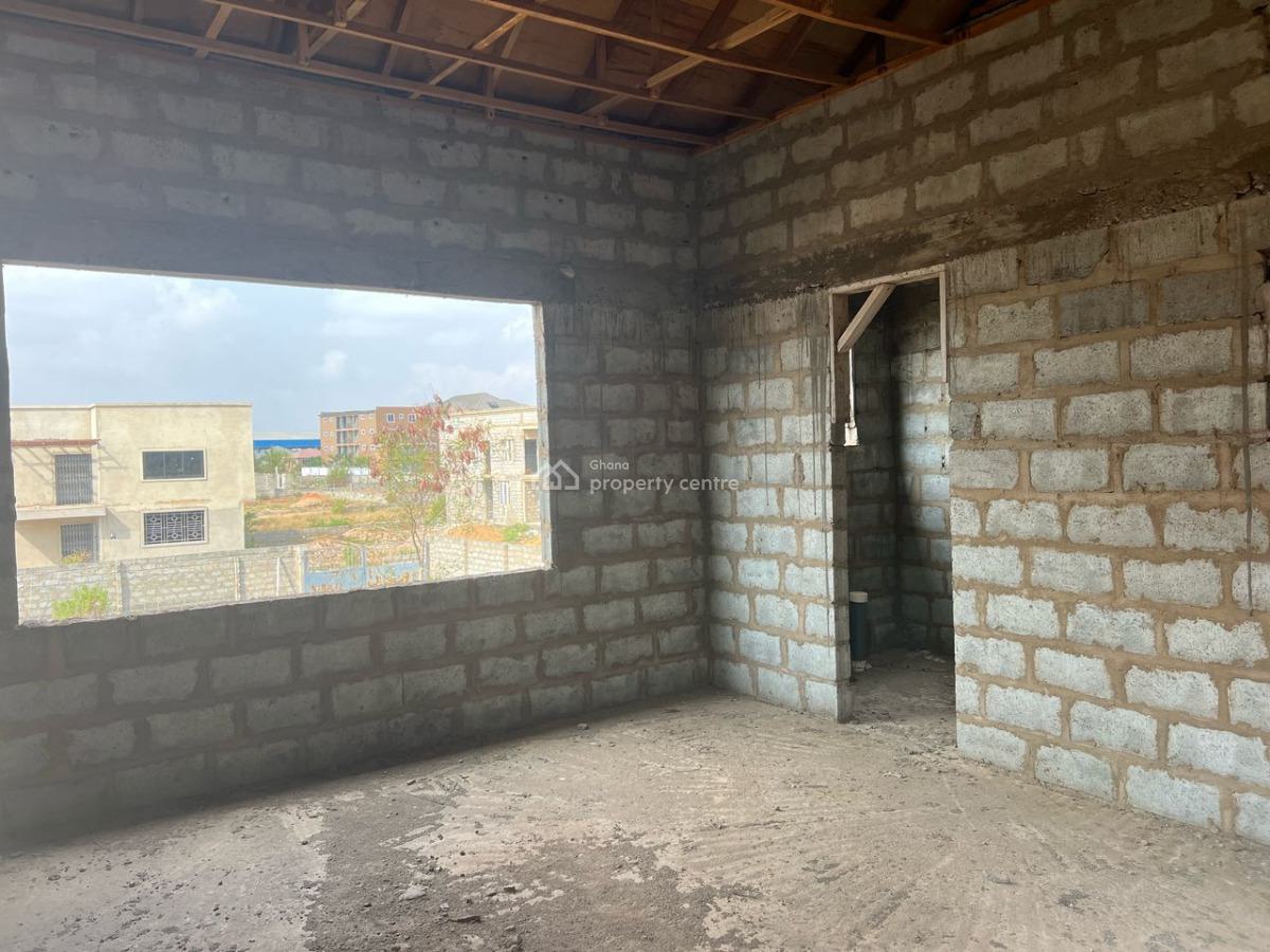 4 Bedrooms House, Adom Estate, Dawhenya, Tema, Accra, House for Sale