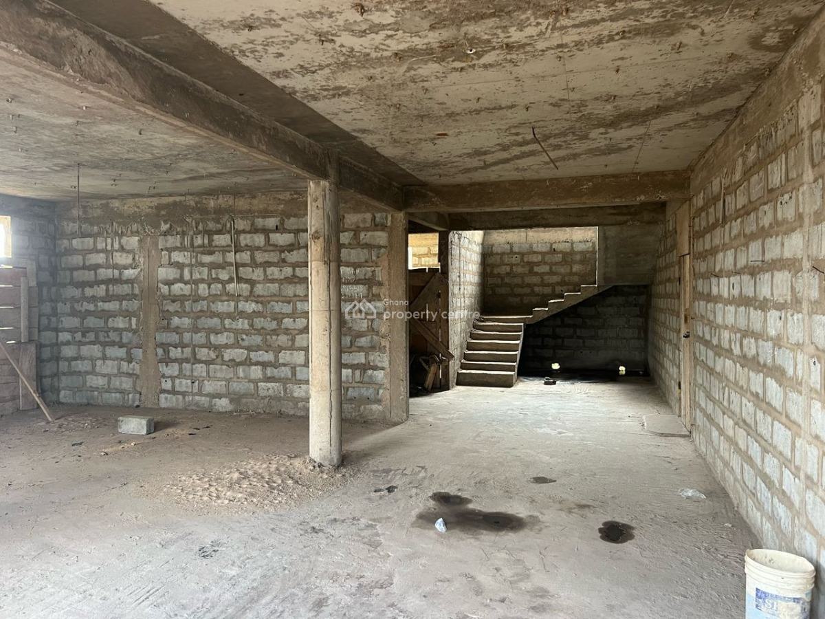 4 Bedrooms House, Adom Estate, Dawhenya, Tema, Accra, House for Sale