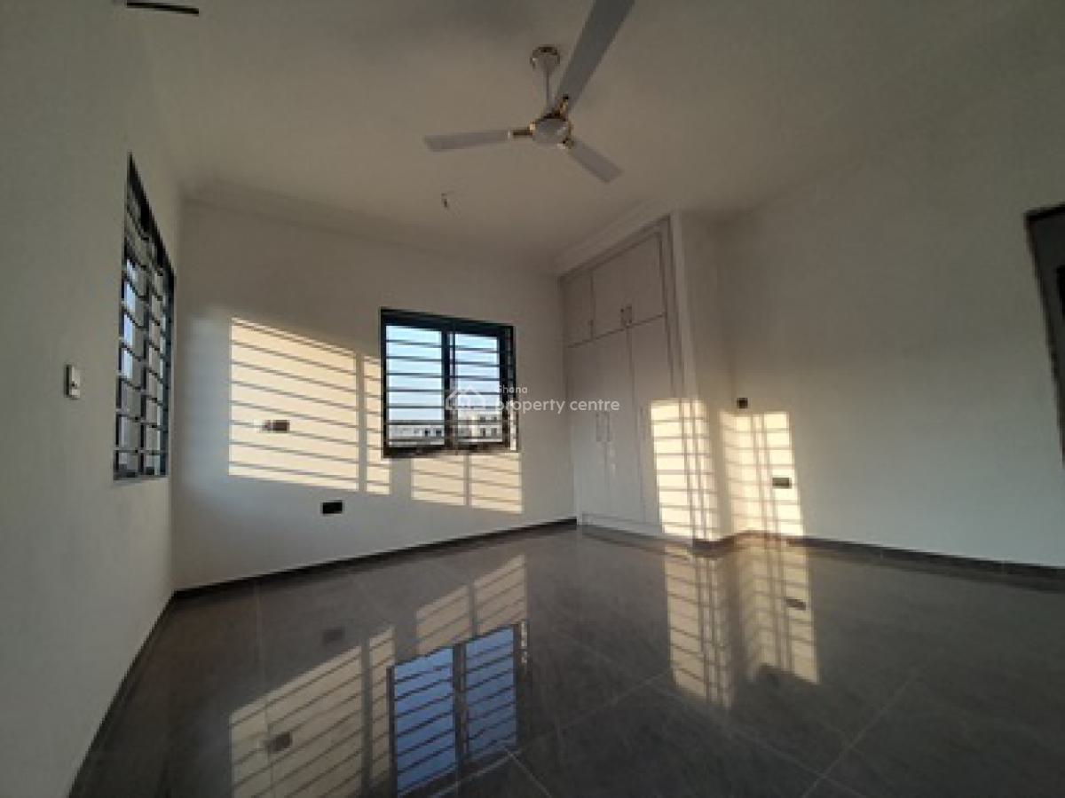 2 Bedroom Apartment in a Good Location, Amanfrom, Adenta Municipal, Accra, Detached Duplex for Rent