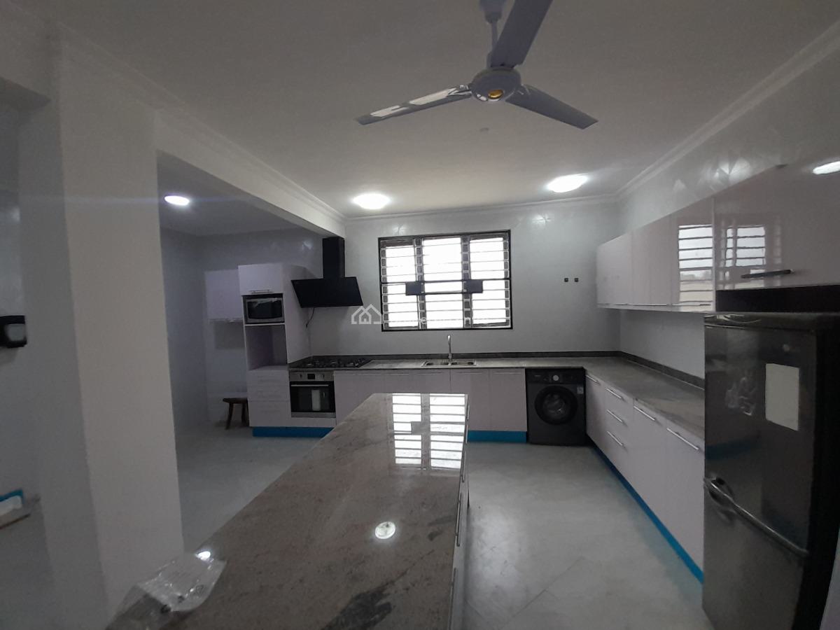 4 Bedrooms with Massive Room Sizes and Spacious Compound, Hydro Foam Estate Road, Spintex, Accra, Detached Duplex for Sale