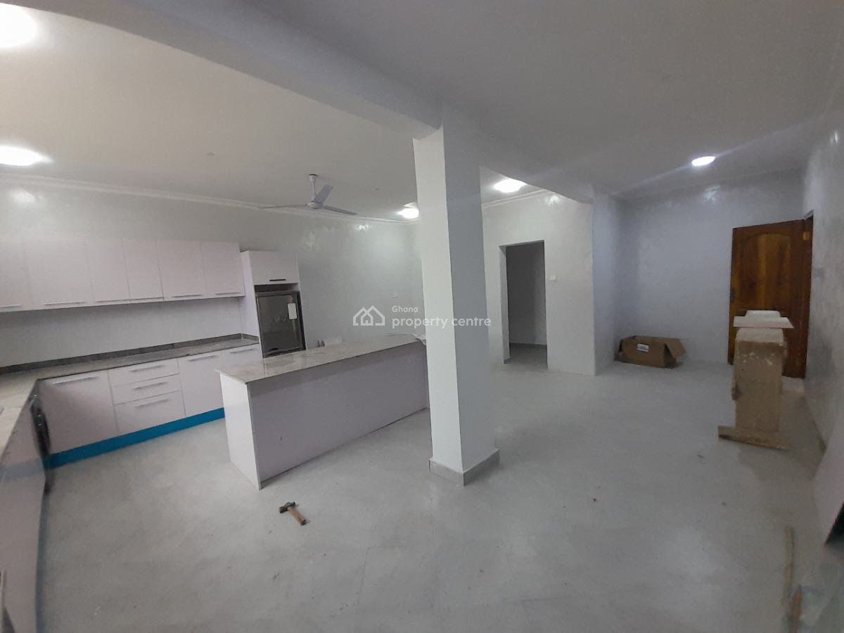 4 Bedrooms with Massive Room Sizes and Spacious Compound, Hydro Foam Estate Road, Spintex, Accra, Detached Duplex for Sale