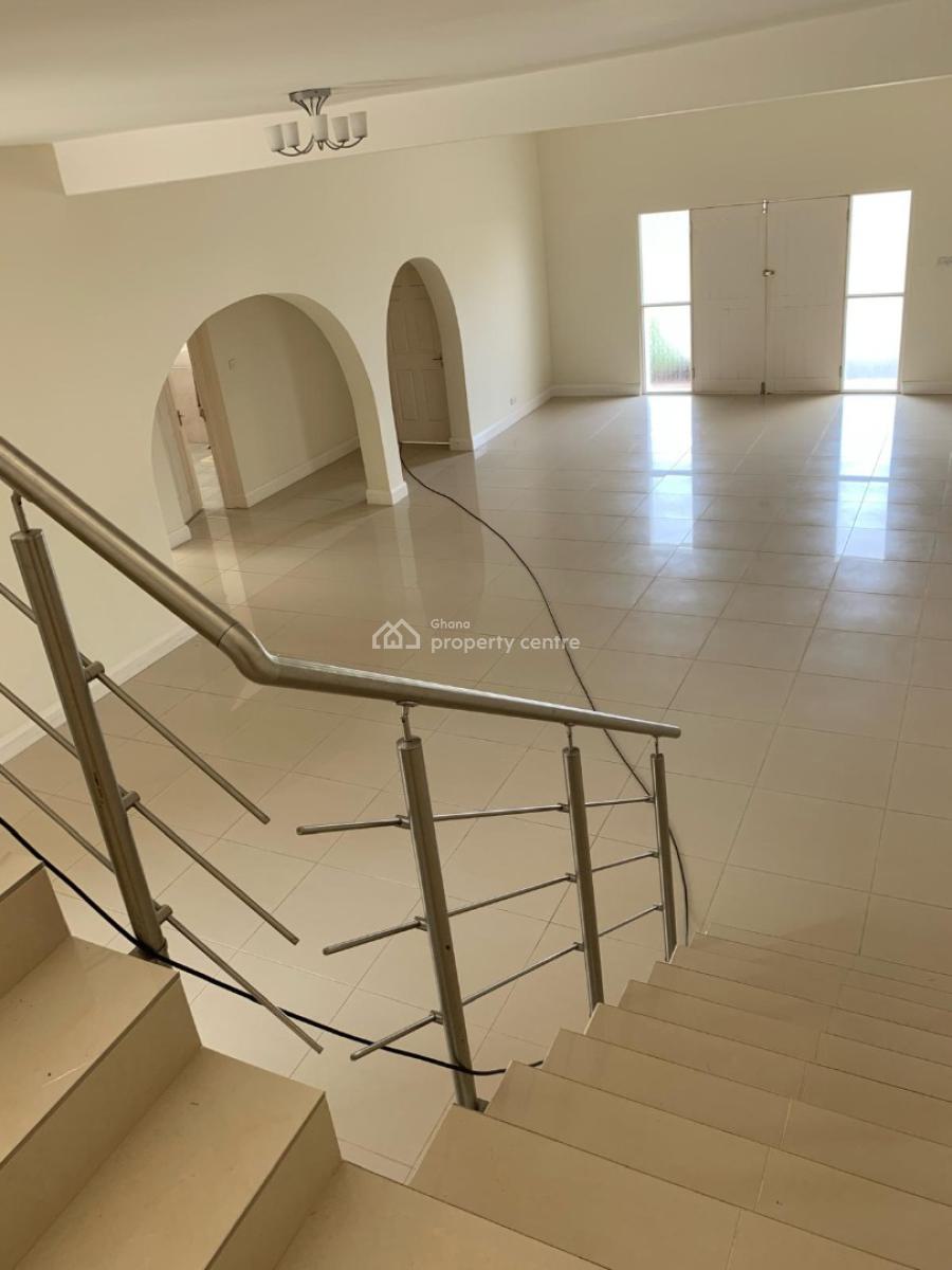 Executive 5 Bedrooms House, Beach Road, Sekondi-takoradi, Western Region, Detached Duplex for Sale