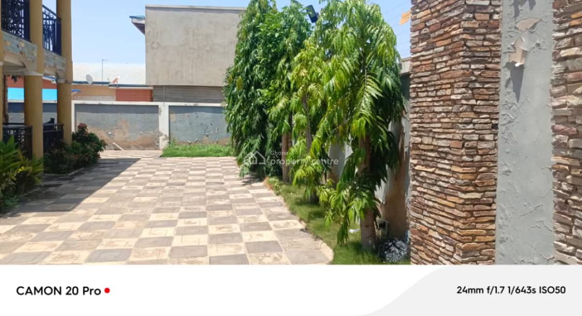 4 Bedroom House Available ~ You Can Negotiate, Devtraco Road, Community 25, Tema, Accra, House for Sale