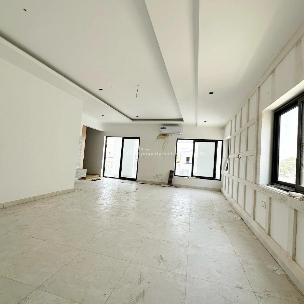 Executive 4 Bedrooms Gated Community Houses with 1bq, East Airport, Airport Residential Area, Accra, House for Sale