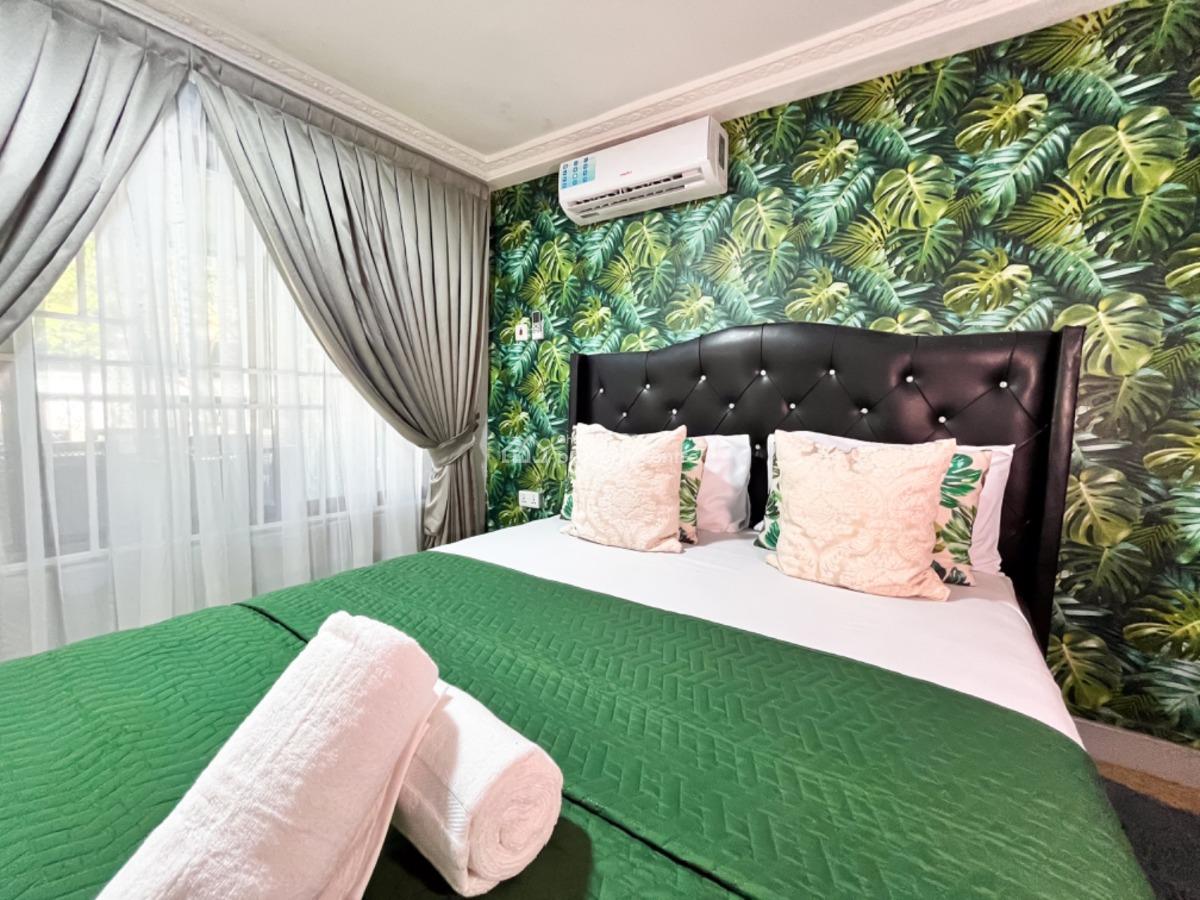 Luxury Resort Mansion -- Prime Investment in Kumasi!, Abuakwa Manhyia, Kumasi Metropolitan, Ashanti, Detached Duplex for Sale