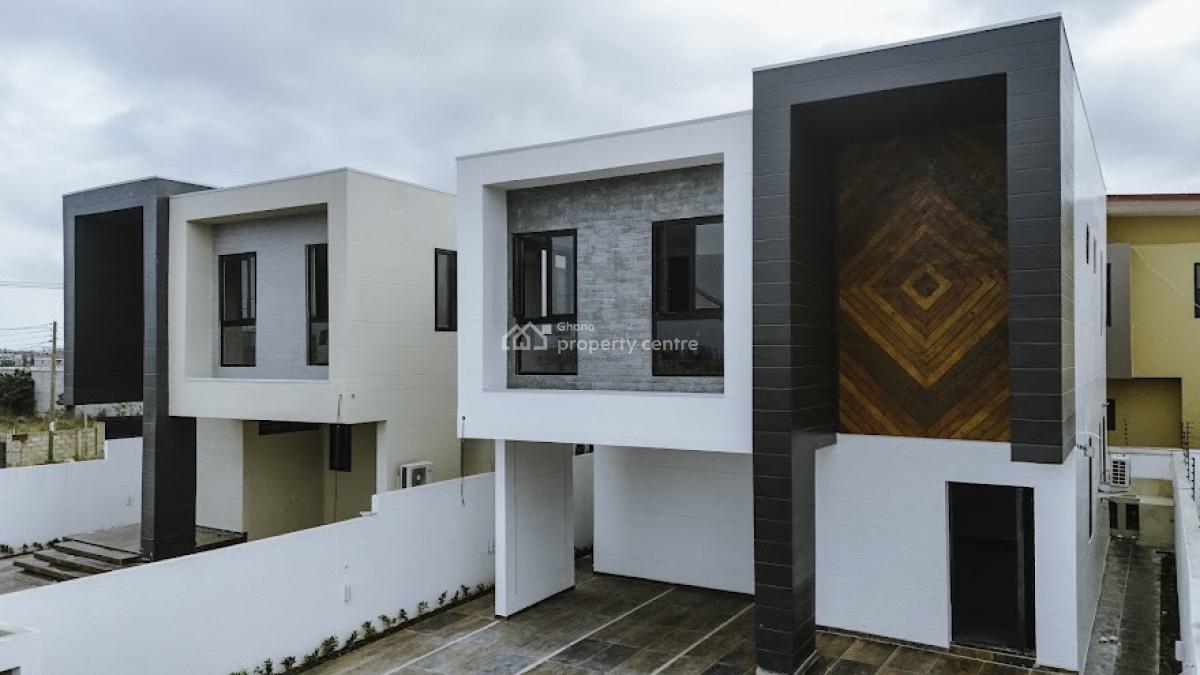 Detached 3 Bedroom Duplex with Staff Quarters, Mahama Road, East Airport, Airport Residential Area, Accra, Detached Duplex for Sale