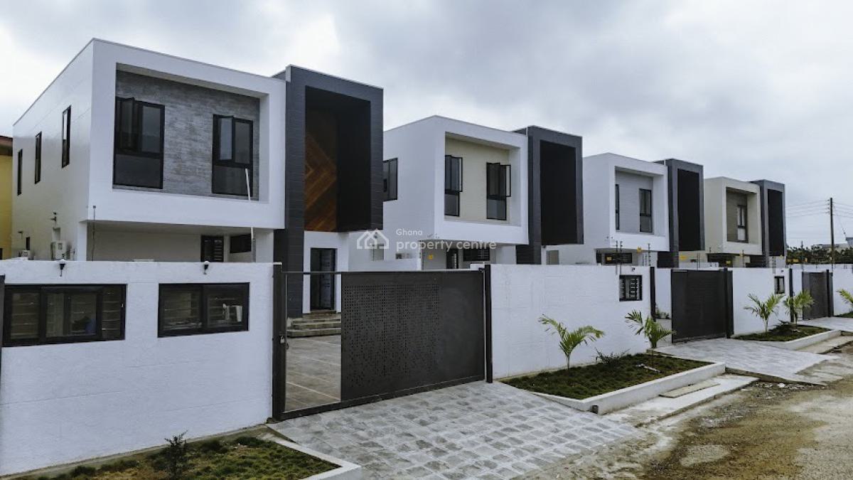 Detached 3 Bedroom Duplex with Staff Quarters, Mahama Road, East Airport, Airport Residential Area, Accra, Detached Duplex for Sale