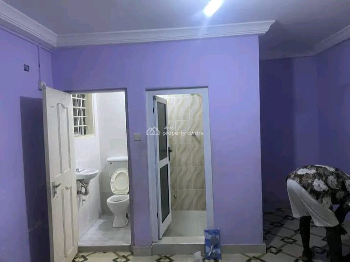 Decent Chamber and Hall, Mempasem, East Legon, Accra, Apartment for Rent