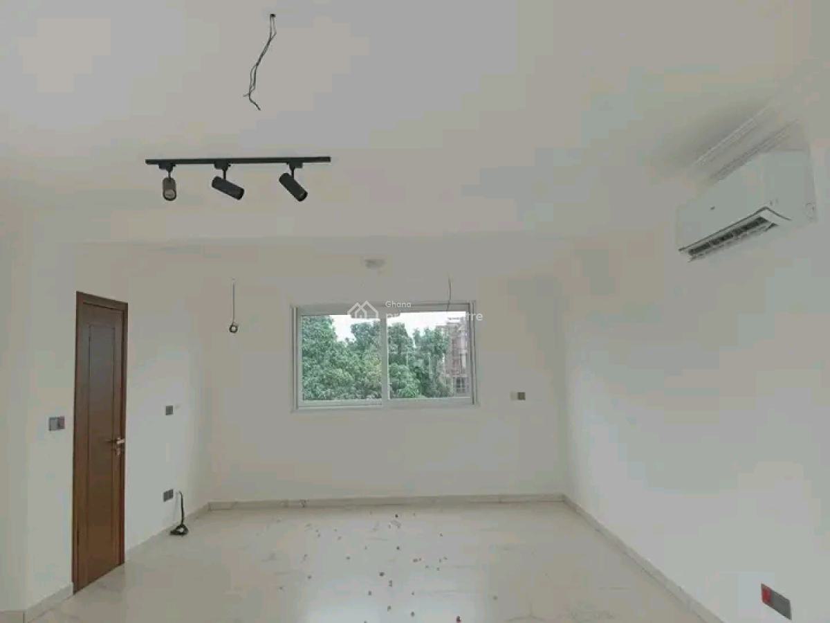 Luxurious 4bedroom Townhouse @ Airport, Airport Residential Area, Accra, Townhouse for Rent
