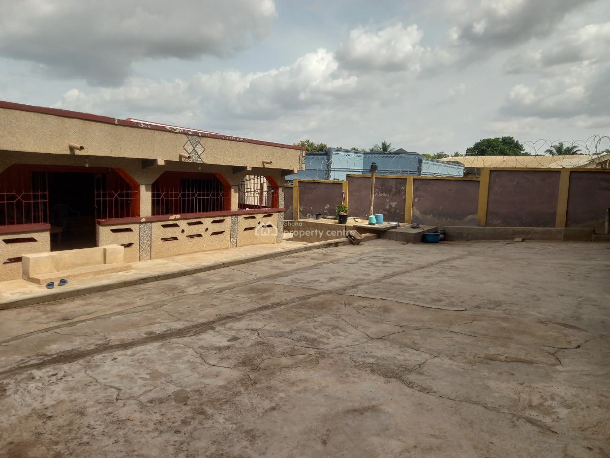 10 Bedrooms, Atimatim,  Near Pankrono, Kumasi Metropolitan, Ashanti, House for Sale