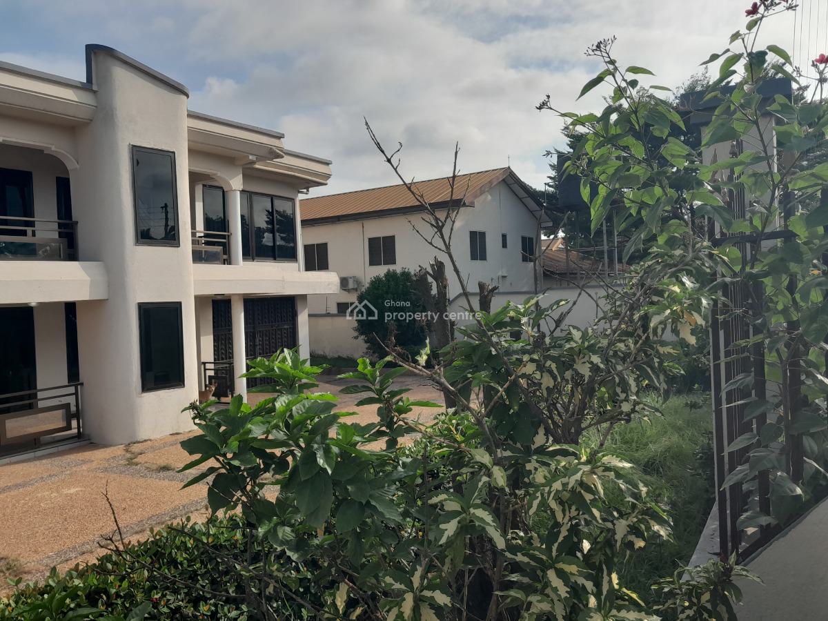 6 Bedrooms, Asenua, on Tafo Pankrono Road., Kumasi Metropolitan, Ashanti, House for Sale