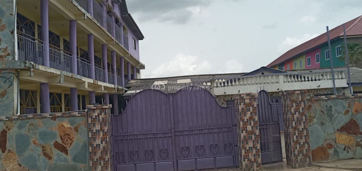 Basic School Up to Jhs 3+ 5bedroom, Kasoa, Off Nyanyano Road, Kasoa, Awutu-senya East, Central Region, School for Sale