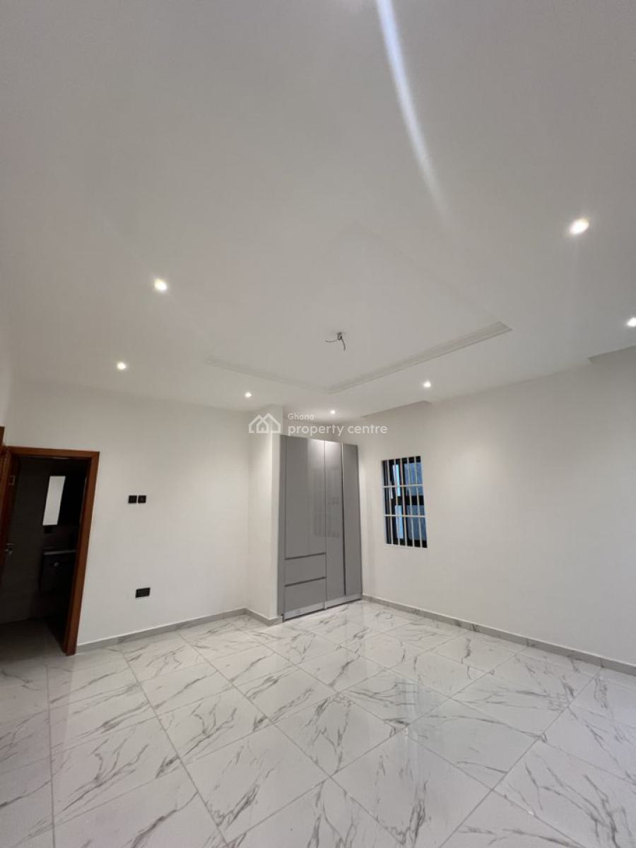 Executive 4 Bedrooms House with Boys Quaters at Ashaley Botwe,lakeside, Ashaley Botwe, Adenta Municipal, Accra, House for Sale
