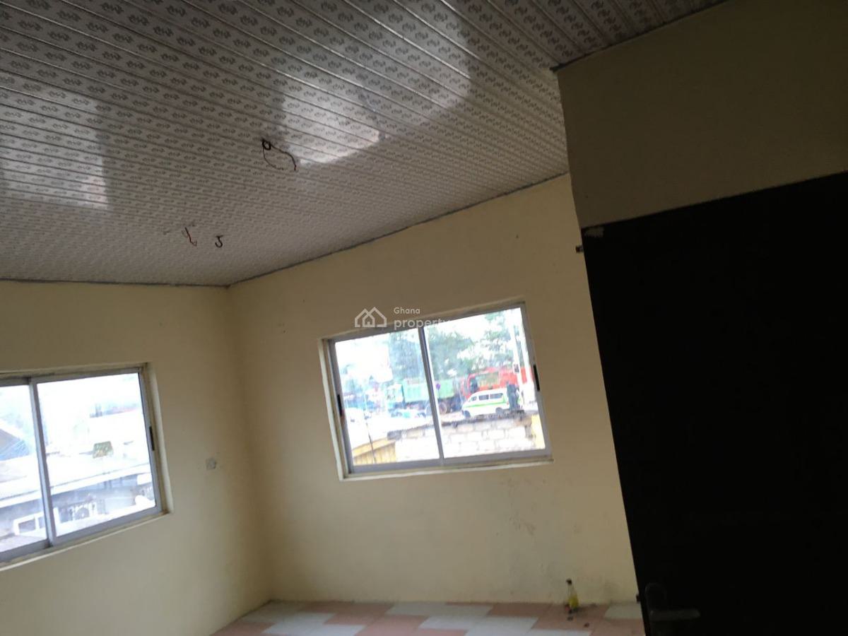Spacious Single Room Self Contained @ Trade Fair, Trade Fair, Labadi-aborm, Accra, Single Room Self Contained for Rent
