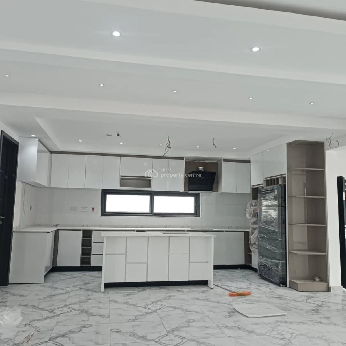 Executive En-suite 4 Bedrooms House with Swimming Pool at Adjiringanor, Adjiringanor, East Legon, Accra, House for Sale
