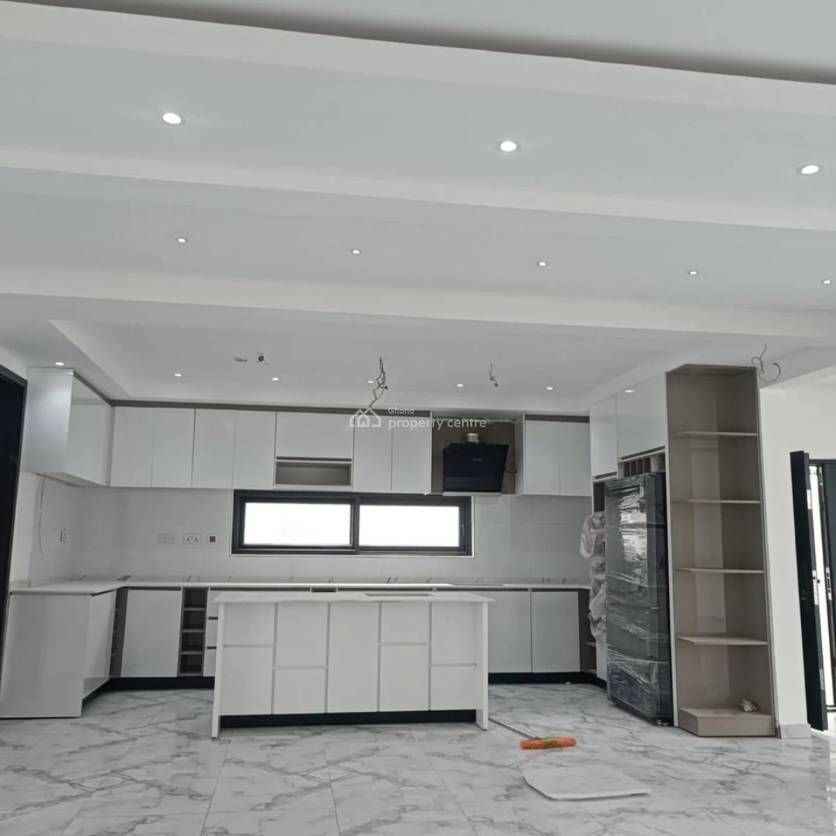 Executive En-suite 4 Bedrooms House with Swimming Pool at Adjiringanor, Adjiringanor, East Legon, Accra, House for Sale