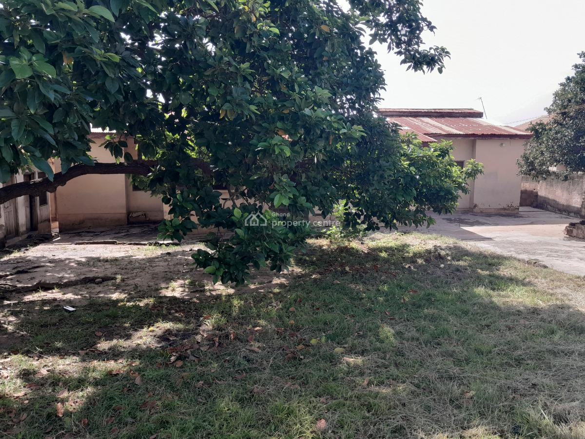 9 Bedrooms, Buokrom Estate South Africa, Kumasi Metropolitan, Ashanti, House for Sale