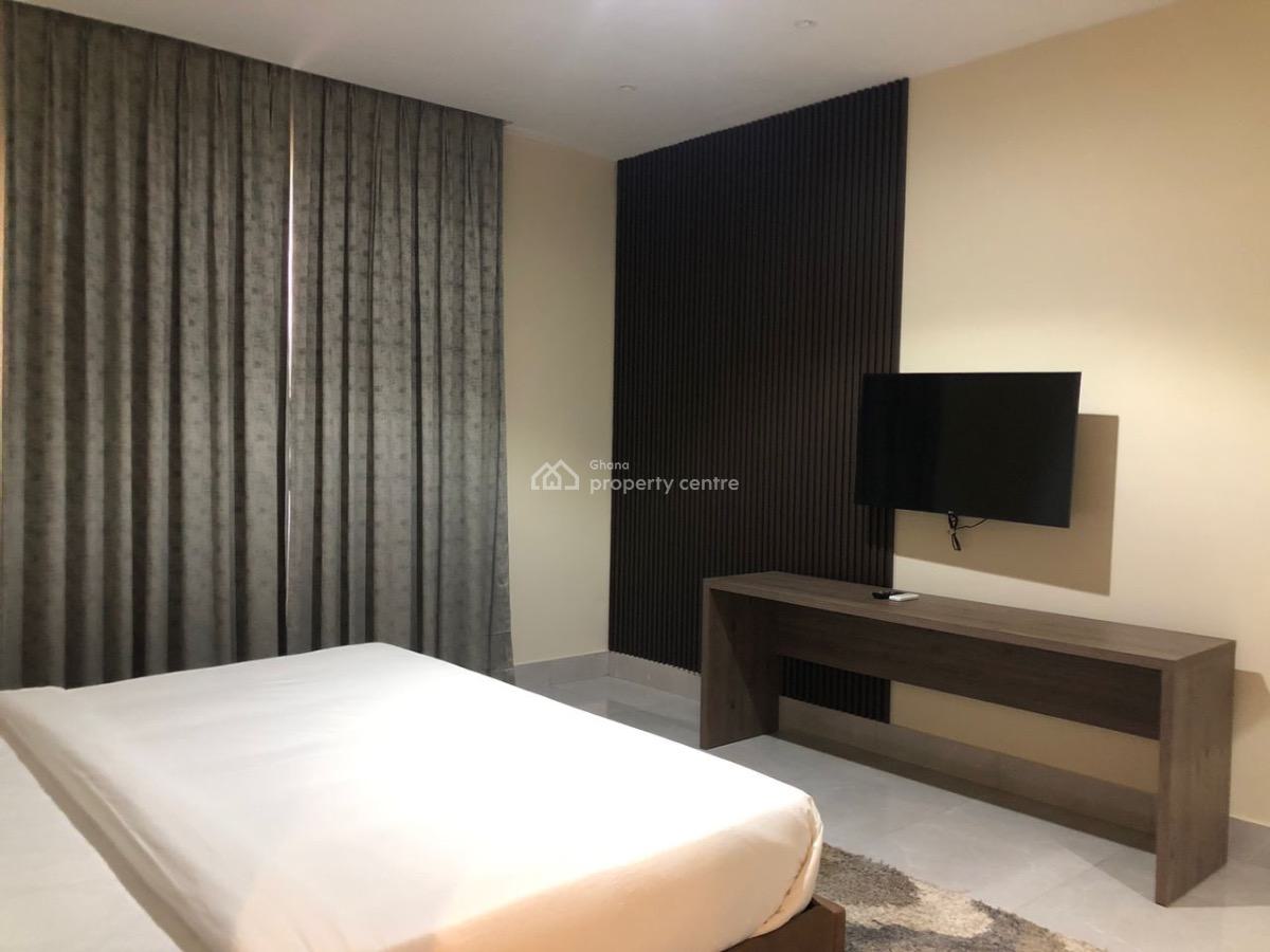 Spacious 3 Bedroom Furnished and Serviced, Cantonment, Lawrounds Agency, Cantonments, Accra, Apartment Short Let