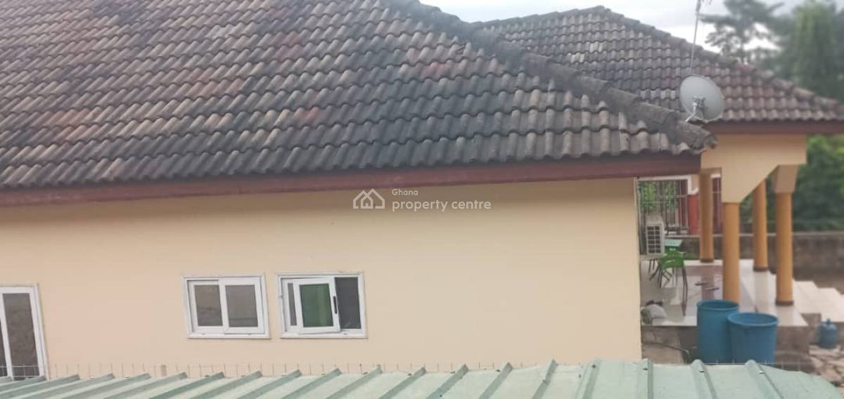 3 Bedroom Mansion, Koans Estate Pampaso, Nsawam, Akuapim South Municipal, Eastern Region, Detached Duplex for Sale