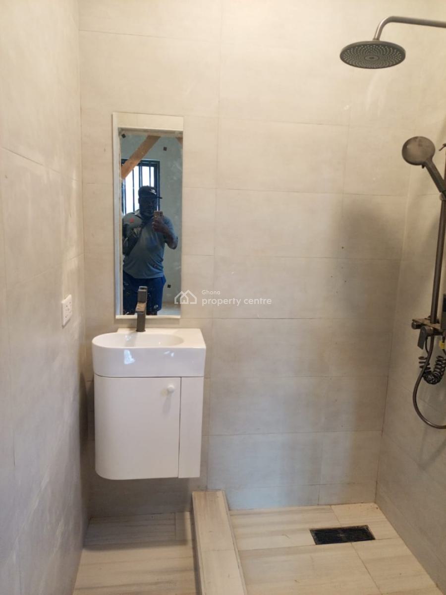 3 Bedroom Apartment, Tse Addo Round About, Tse Addo, Accra, Apartment for Rent