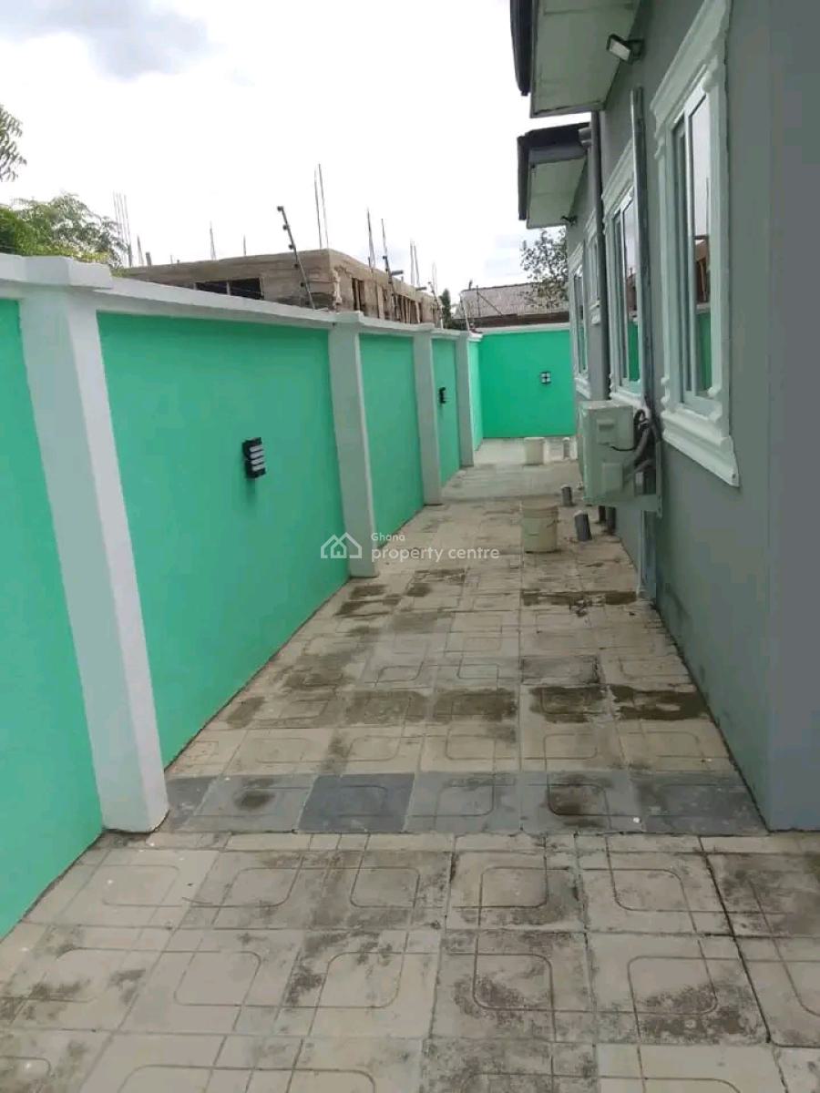 3-bedroom House @ Sapeiman, Sapeiman, Amasaman, Ga West Municipal, Accra, House for Sale