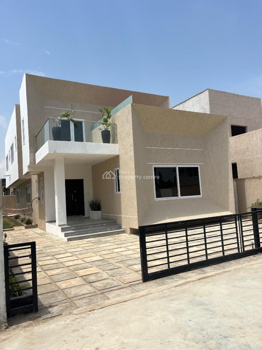 3 & 4 Bedrooms House in a Gated Community, East Airport, Airport Residential Area, Accra, Detached Duplex for Sale