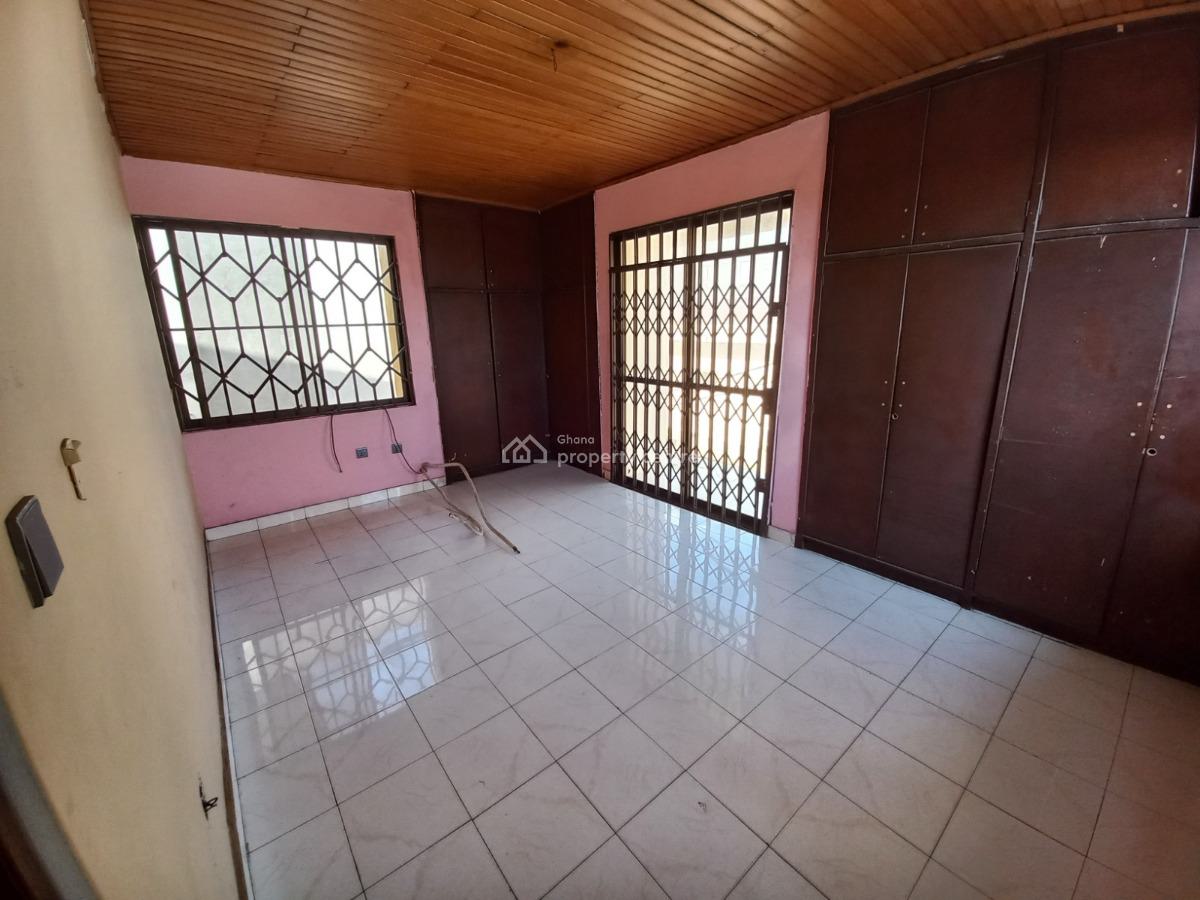 Executive 6 Bedrooms House at Dzorwulu, Dzorwulu, Accra, House for Rent