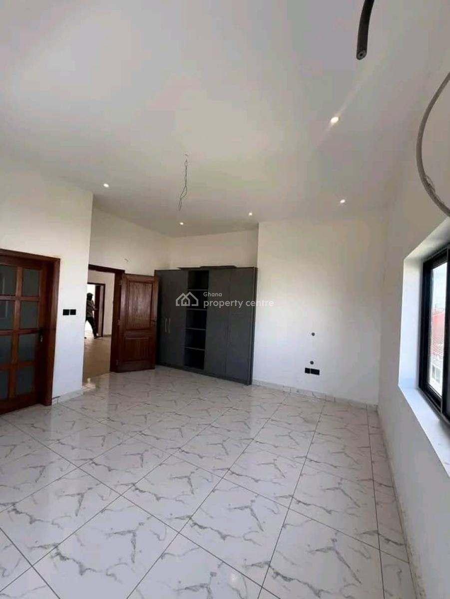 Semi Furnished 2bedroom House@ Botwe, Ashaley Botwe, Adenta Municipal, Accra, Semi-detached Duplex for Sale