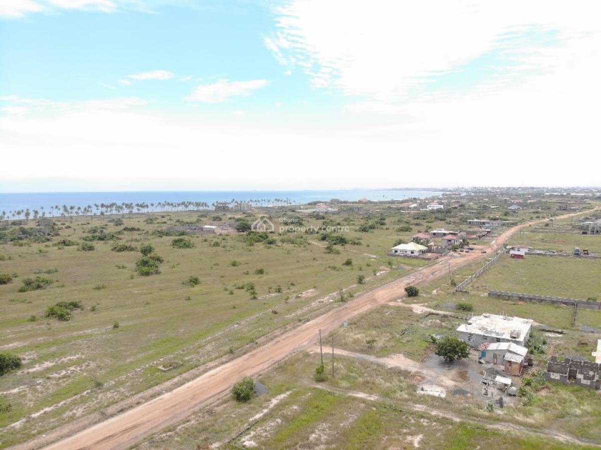 Secure a Plot of Land with No Issue, 4 Minutes Drive From The Prampram Beach, Ningo Prampram District, Accra, Residential Land for Sale
