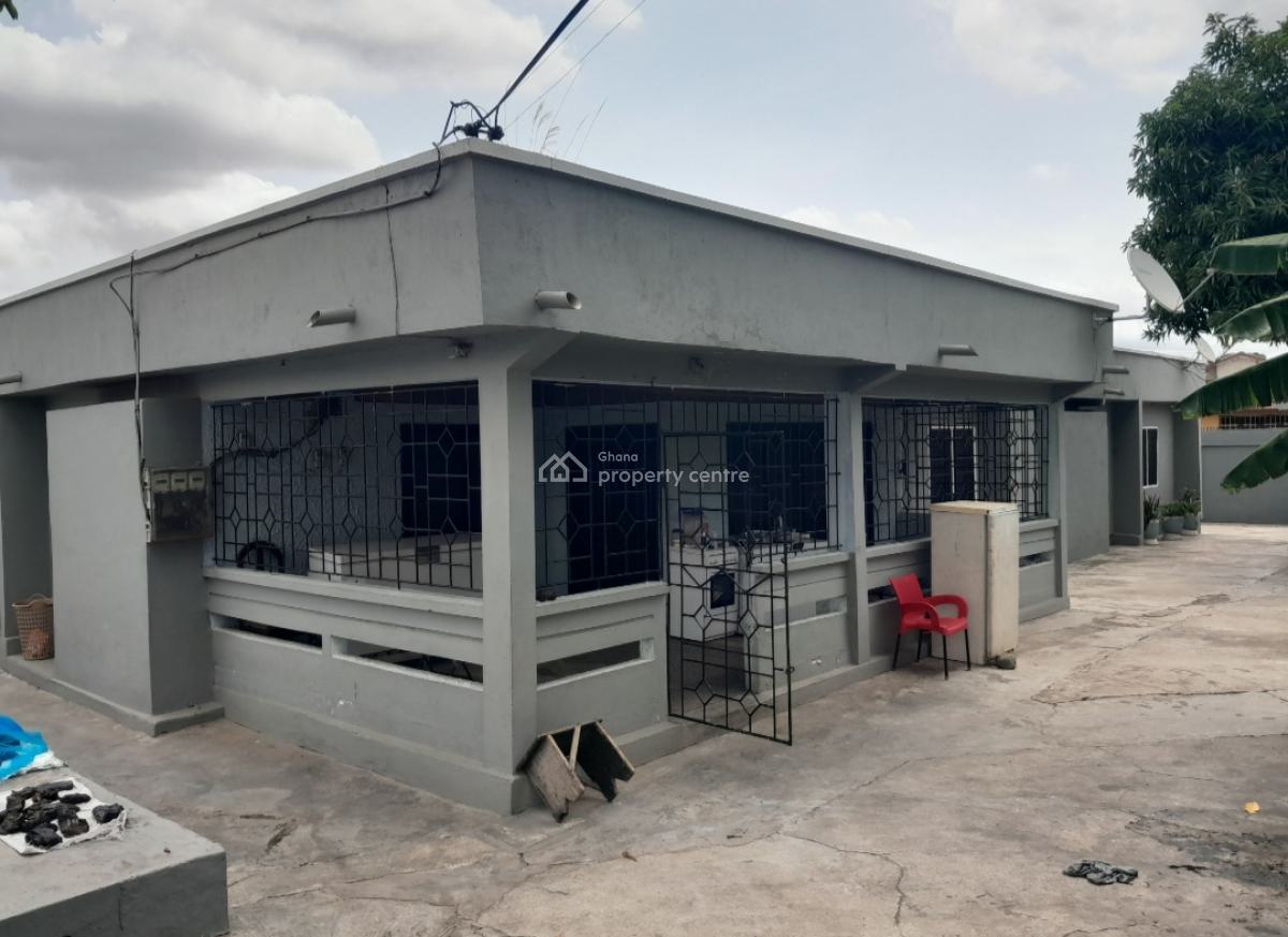 12 Bedrooms  ( Buokrom Estate Junction), Buokrom Estate Junction, Kumasi Metropolitan, Ashanti, House for Sale