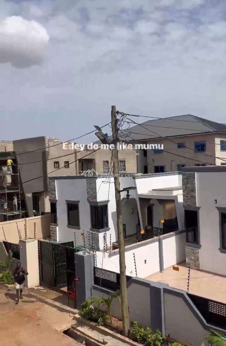 Newly Built 3 Bedrooms House in Gated Community., Ghana Flag Supermarket Enclave, Oyarifa, La Nkwantanang Madina Municipal, Accra, Detached Duplex for Sale