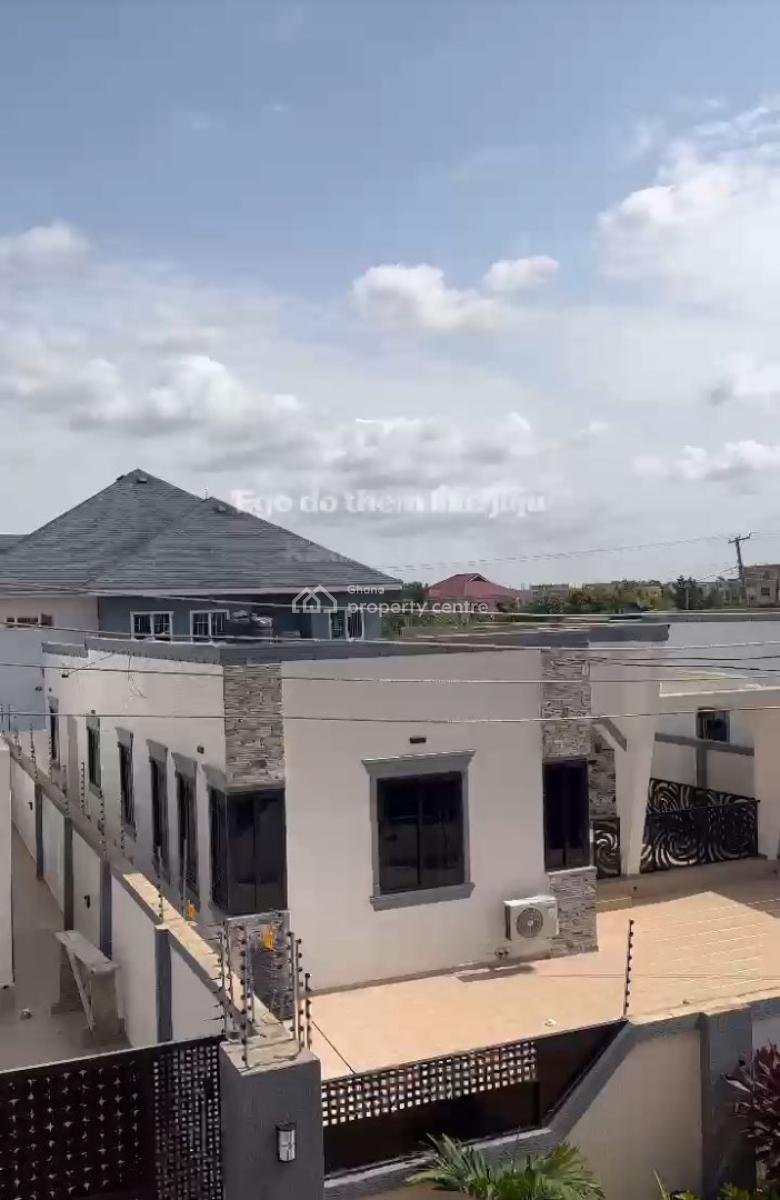 Newly Built 3 Bedrooms House in Gated Community., Ghana Flag Supermarket Enclave, Oyarifa, La Nkwantanang Madina Municipal, Accra, Detached Duplex for Sale