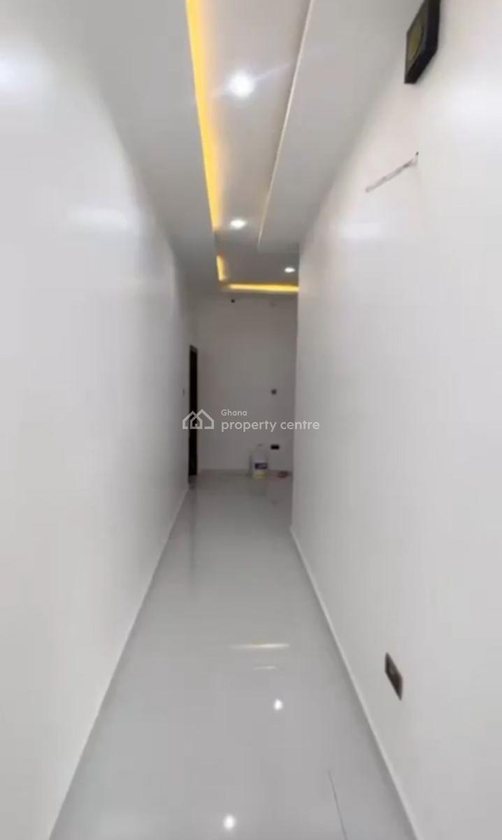 Newly Built 3 Bedrooms House in Gated Community., Ghana Flag Supermarket Enclave, Oyarifa, La Nkwantanang Madina Municipal, Accra, Detached Duplex for Sale