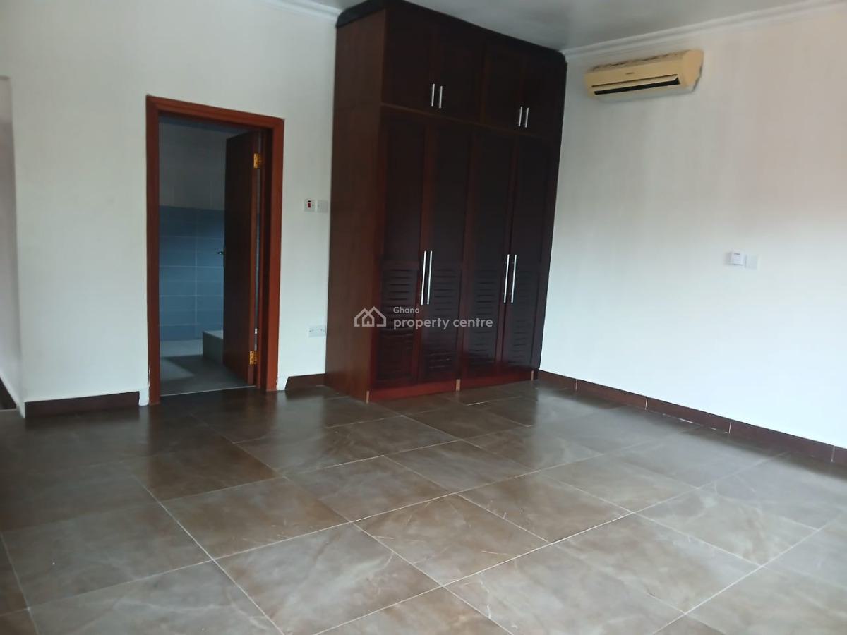 4bedrooms House in Achimota, Achimota, Achimota, Accra, House for Sale