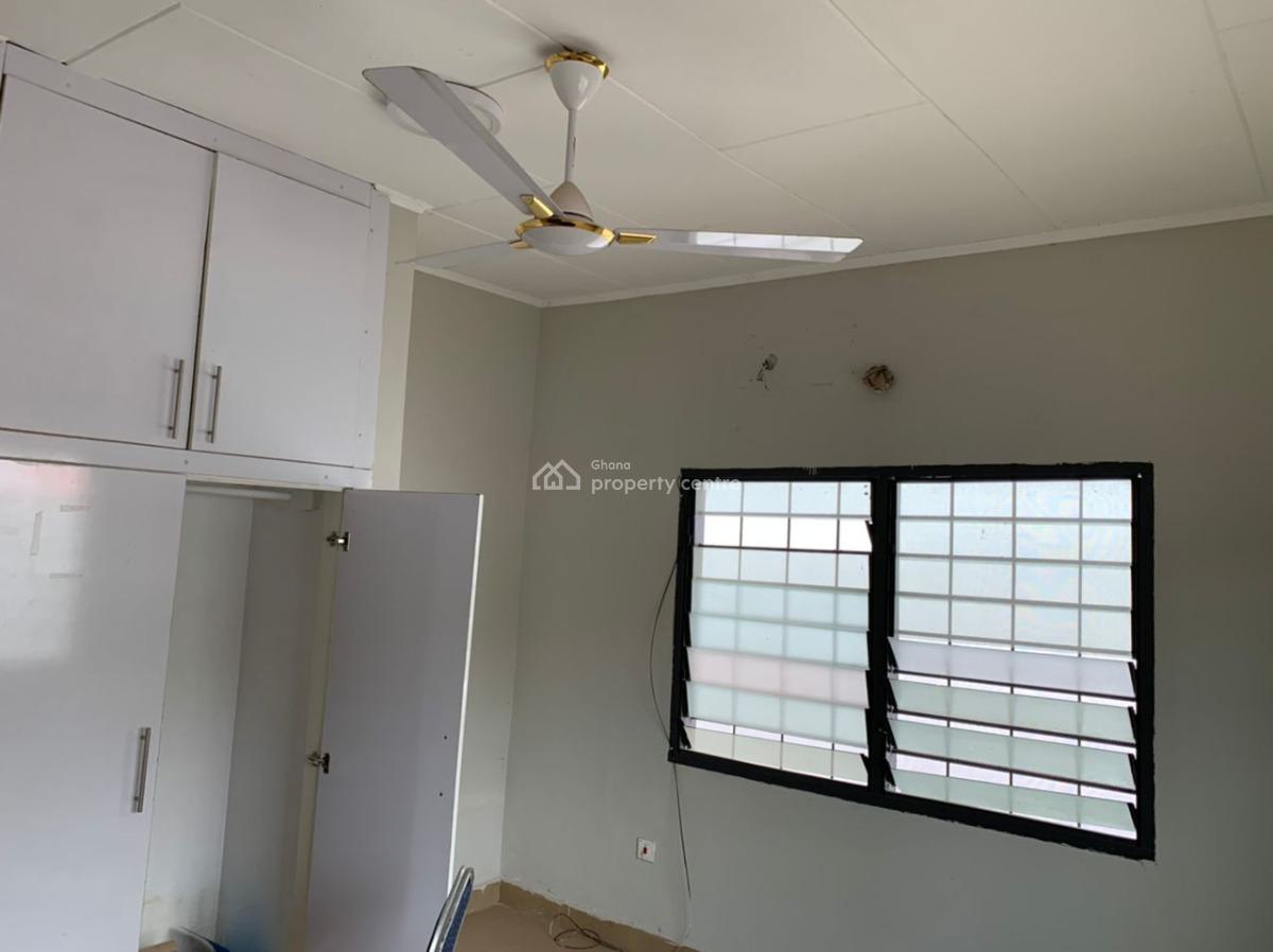 3 Bedrooms House, Westland, Ga East Municipal, Accra, Terraced Bungalow for Rent