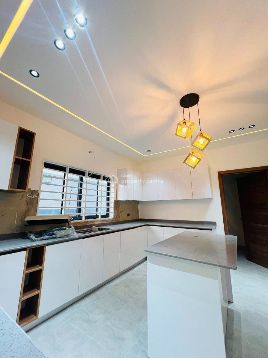 Executive 3 Bedrooms Bungalow with Boys Quarter, Adenta Municipal, Accra, House for Sale